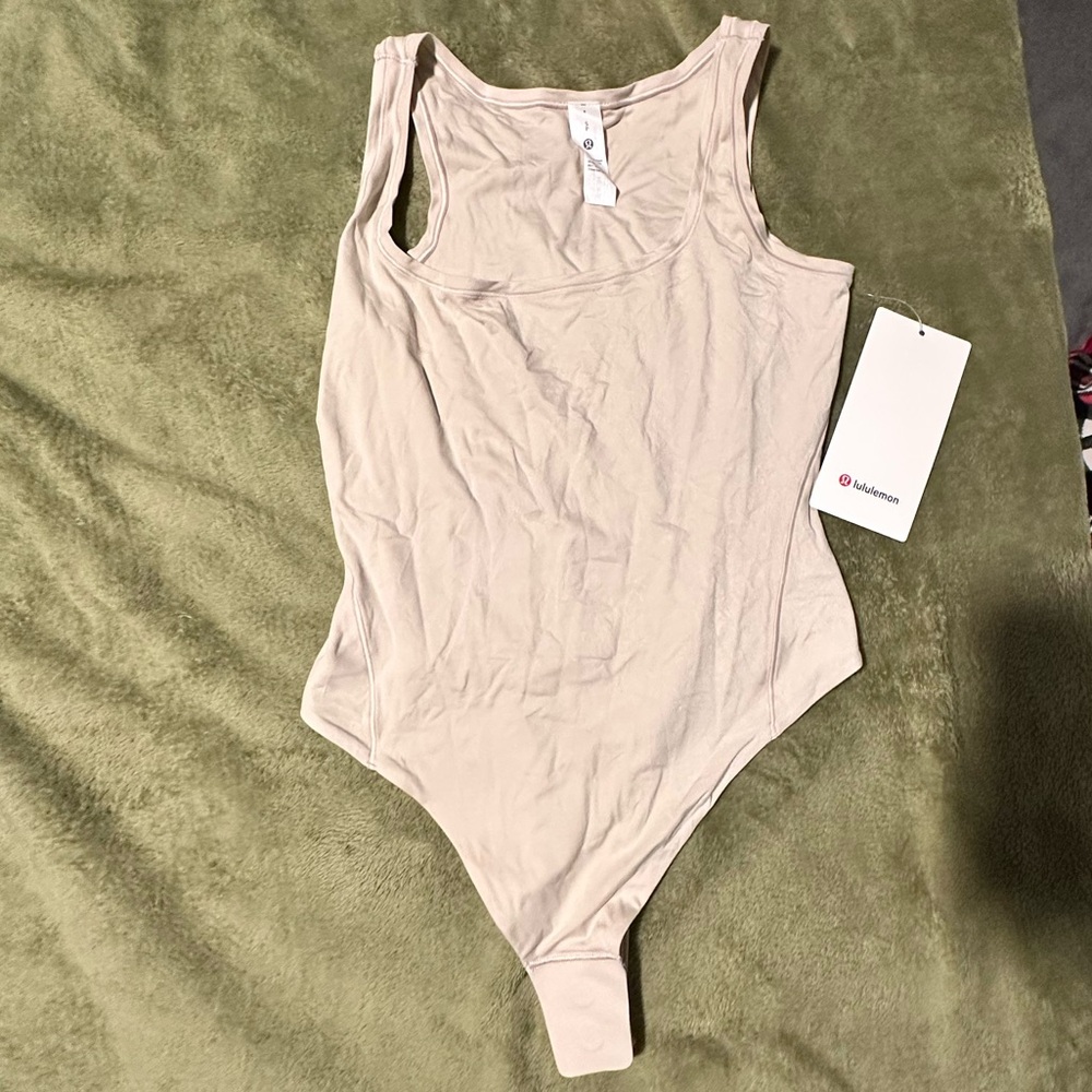 Lululemon Cream Bodysuit, Sm, NWT